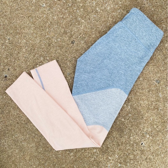 Outdoor Voices | Springs Color Block Leggings 7/8 Length Blue, Pink Color Size S - Picture 3 of 6